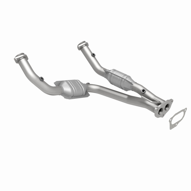 MagnaFlow OEM Grade Federal / EPA Compliant Direct-Fit Catalytic Converter 49682 360 Degree Image Set