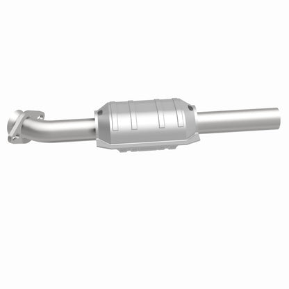 MagnaFlow Standard Grade Federal / EPA Compliant Direct-Fit Catalytic Converter 23369 360 Degree Image Set