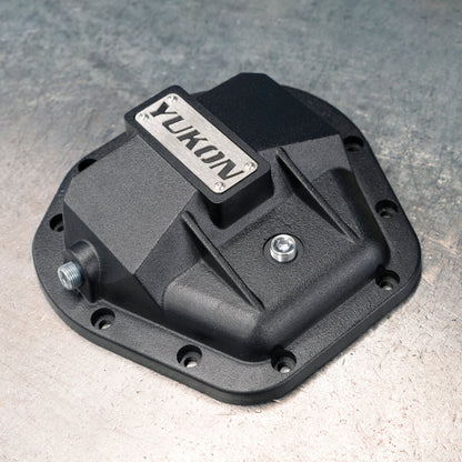 Yukon Gear & Axle Yukon Gear Hardcore Diff Cover for Dana 50/60/70 YHCC-D60 YHCC-D60 Photo - lifestyle view