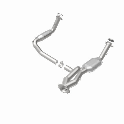 MagnaFlow OEM Grade Federal / EPA Compliant Direct-Fit Catalytic Converter 51097 360 Degree Image Set