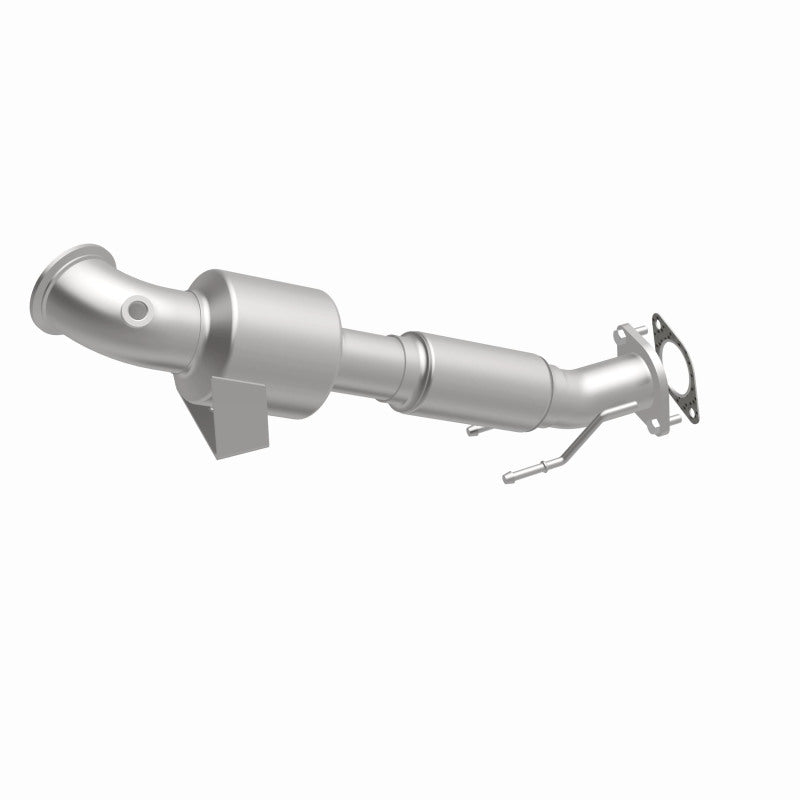 MagnaFlow Ford Focus OEM Grade Federal / EPA Compliant Direct-Fit Catalytic Converter 51633 360 Degree Image Set