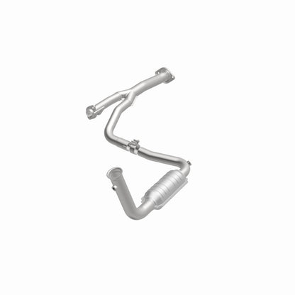 MagnaFlow Jeep Liberty HM Grade Federal / EPA Compliant Direct-Fit Catalytic Converter 93382 360 Degree Image Set