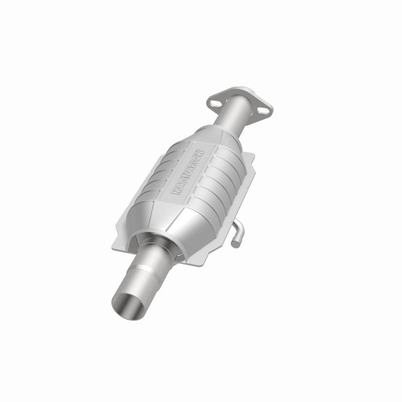 MagnaFlow Standard Grade Federal / EPA Compliant Direct-Fit Catalytic Converter 23436 360 Degree Image Set
