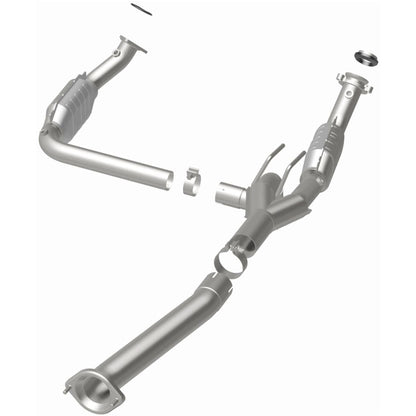 MagnaFlow HM Grade Federal / EPA Compliant Direct-Fit Catalytic Converter 24081 Photo - out of package
