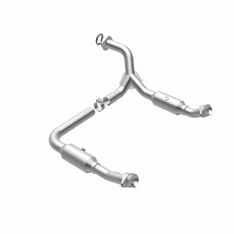 MagnaFlow OEM Grade Federal / EPA Compliant Direct-Fit Catalytic Converter 49672 360 Degree Image Set