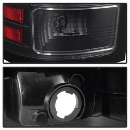 Spyder 07-13 GMC Sierra 1500 V2 Light Bar LED Tail Lights - Black (ALT-YD-GS07V2-LBLED-BK) 5084743 5084743 Photo - Unmounted