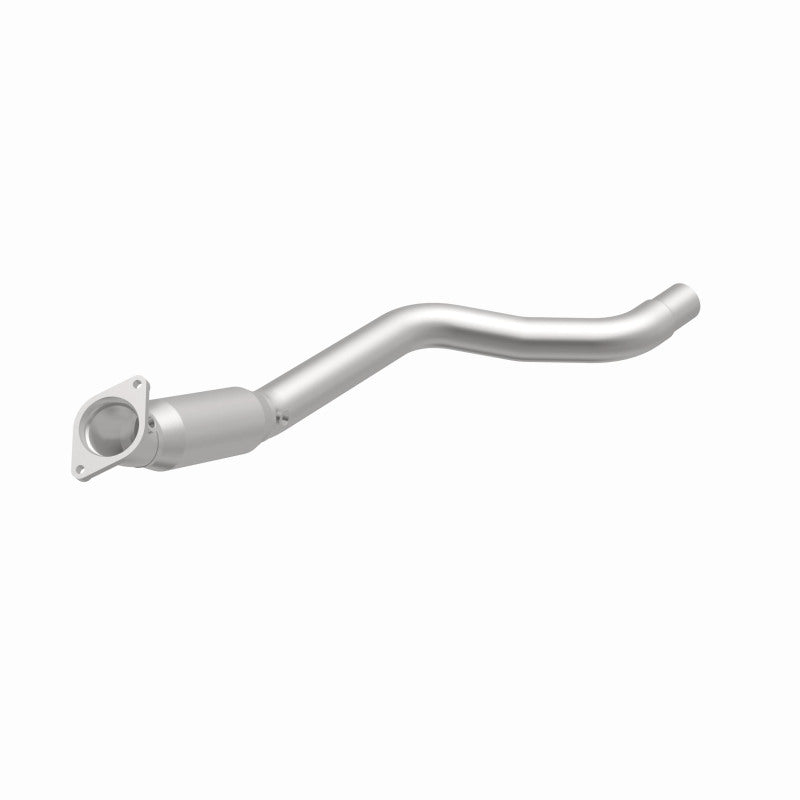 MagnaFlow California Grade CARB Compliant Direct-Fit Catalytic Converter 4561965 360 Degree Image Set