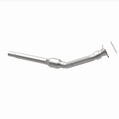 MagnaFlow Volkswagen Standard Grade Federal / EPA Compliant Direct-Fit Catalytic Converter 16426 360 Degree Image Set
