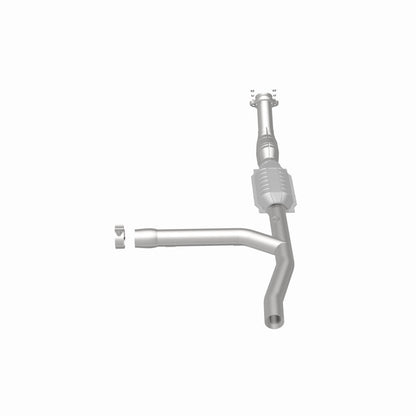 MagnaFlow Ford F-150 HM Grade Federal / EPA Compliant Direct-Fit Catalytic Converter 23317 360 Degree Image Set