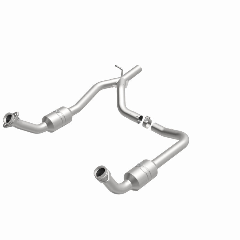 MagnaFlow Ford OEM Grade Federal / EPA Compliant Direct-Fit Catalytic Converter 52153 360 Degree Image Set