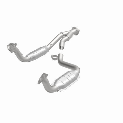 MagnaFlow Chevrolet SSR California Grade CARB Compliant Direct-Fit Catalytic Converter 4451640 360 Degree Image Set