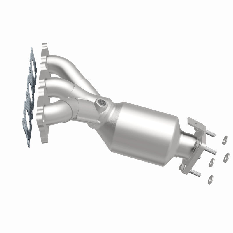 MagnaFlow Volvo XC90 OEM Grade Federal / EPA Compliant Manifold Catalytic Converter 22-174 360 Degree Image Set