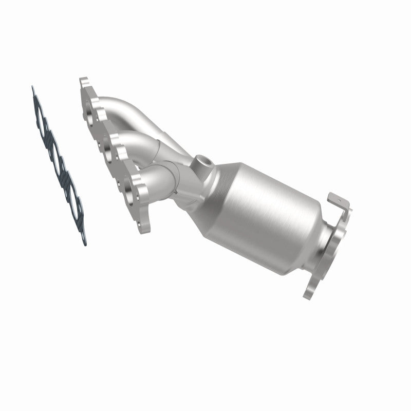 MagnaFlow Land Rover LR2 OEM Grade Federal / EPA Compliant Manifold Catalytic Converter 52168 360 Degree Image Set