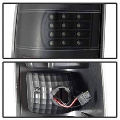 SPYDER xTune 03-06 Chevrolet Silverado 1500 LED Tail Lights - Black (ALT-JH-CSIL03-LED-BK) 9037634 9037634 Photo - Unmounted