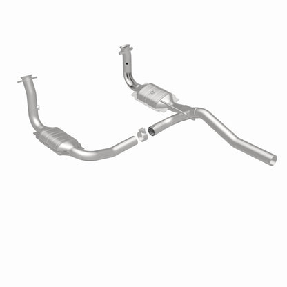 MagnaFlow OEM Grade Federal / EPA Compliant Direct-Fit Catalytic Converter 52148 360 Degree Image Set