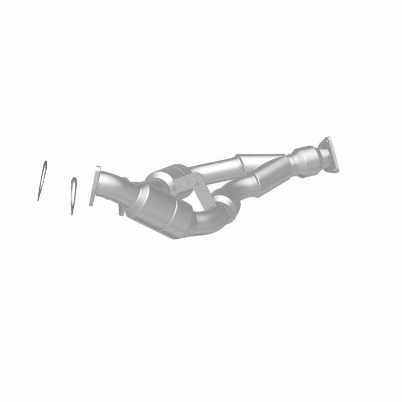 MagnaFlow OEM Grade Federal / EPA Compliant Direct-Fit Catalytic Converter 51499 360 Degree Image Set