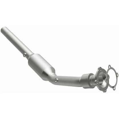 MagnaFlow Volkswagen California Grade CARB Compliant Direct-Fit Catalytic Converter 4561892 Photo - out of package