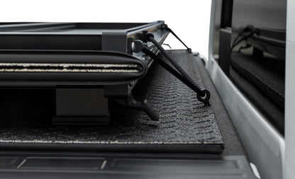 Access LOMAX Professional Series Tri-Fold Cover 14-18 Chevy 1500 Full Size 5ft 8in Bed B0020019 B0020019 User 3