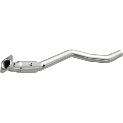 MagnaFlow OEM Grade Federal / EPA Compliant Direct-Fit Catalytic Converter 21-577 Photo - Primary