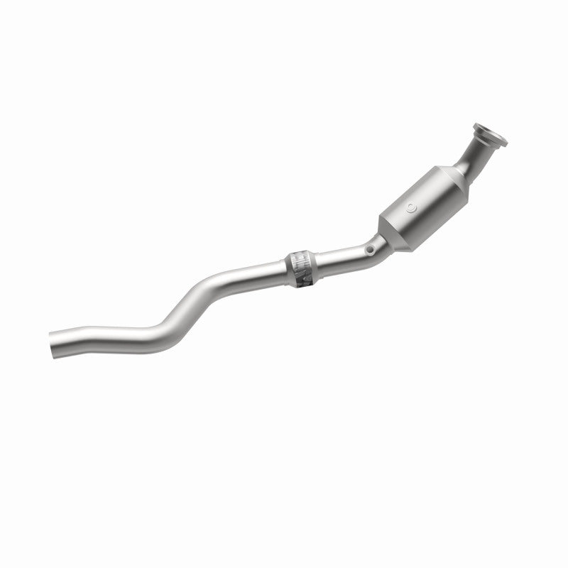 MagnaFlow OEM Grade Federal / EPA Compliant Direct-Fit Catalytic Converter 49243 360 Degree Image Set