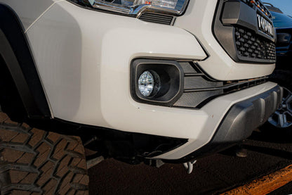 ARB Nacho 16-23 Toyota Tacoma Quatro Fog Mount V3TO1 V3TO1 Photo - Close Up