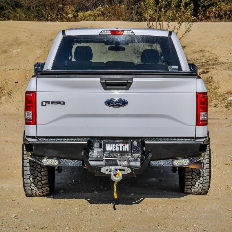 Superwinch 9500 LBS 2in Receiver Cradle (SX 10000 / Talon 9.5 / Tiger Shark 9500 / LP 8500/10000) 2050 2050 Photo - lifestyle view