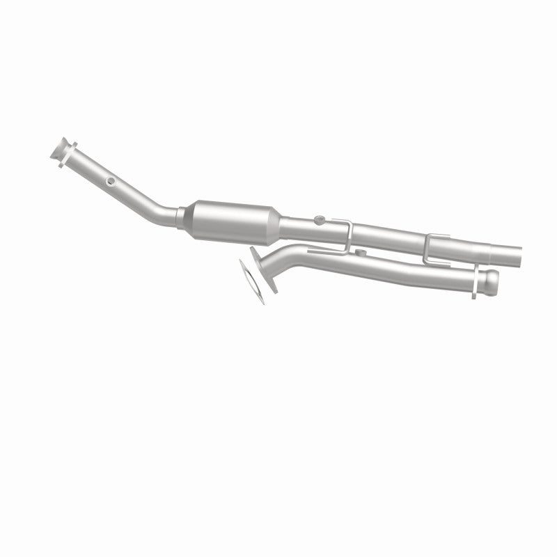 MagnaFlow California Grade CARB Compliant Direct-Fit Catalytic Converter 4451314 360 Degree Image Set