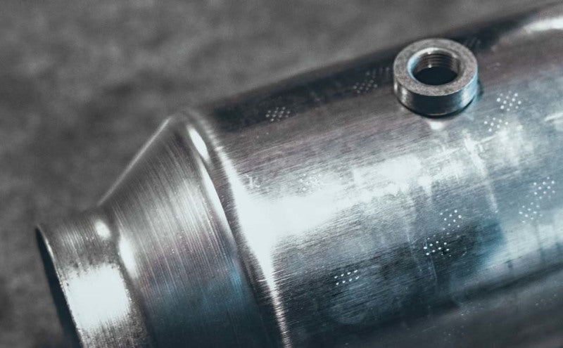MagnaFlow California Grade CARB Compliant Universal Catalytic Converter 440054 Features and Benefits