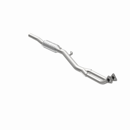 MagnaFlow BMW Standard Grade Federal / EPA Compliant Direct-Fit Catalytic Converter 93685 360 Degree Image Set