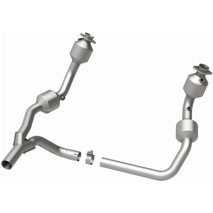 MagnaFlow Jeep Wrangler OEM Grade Federal / EPA Compliant Direct-Fit Catalytic Converter 49689 Photo - out of package