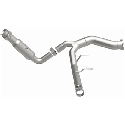 MagnaFlow Ford F-150 OEM Grade Federal / EPA Compliant Direct-Fit Catalytic Converter 21-521 Photo - out of package