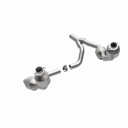 MagnaFlow Jeep Wrangler California Grade CARB Compliant Direct-Fit Catalytic Converter 5582689 360 Degree Image Set