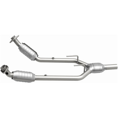 MagnaFlow HM Grade Federal / EPA Compliant Direct-Fit Catalytic Converter 23325 Photo - out of package