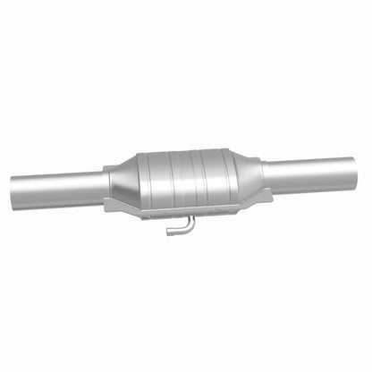 MagnaFlow California Grade CARB Compliant Direct-Fit Catalytic Converter 3322223 360 Degree Image Set