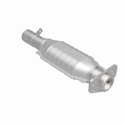 MagnaFlow Standard Grade Federal / EPA Compliant Direct-Fit Catalytic Converter 93486 360 Degree Image Set