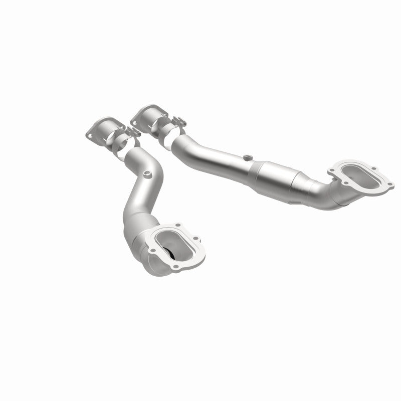 MagnaFlow Chevrolet Corvette OEM Grade Federal / EPA Compliant Direct-Fit Catalytic Converter 23-053 360 Degree Image Set