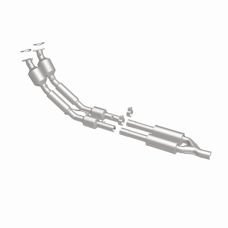 MagnaFlow Volkswagen Passat California Grade CARB Compliant Direct-Fit Catalytic Converter 551799 360 Degree Image Set