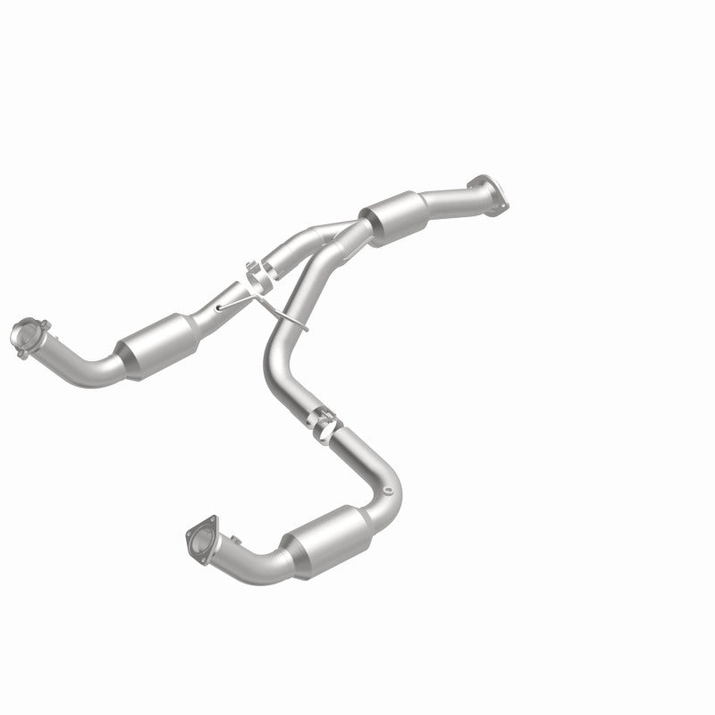 MagnaFlow California Grade CARB Compliant Direct-Fit Catalytic Converter 5582113 360 Degree Image Set