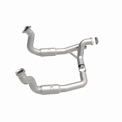 MagnaFlow Ford OEM Grade Federal / EPA Compliant Direct-Fit Catalytic Converter 52297 360 Degree Image Set