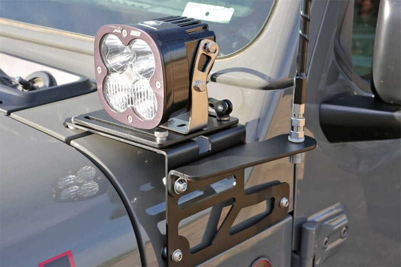 Fabtech 18-21 Jeep JL/JT Antenna Light Bracket Kit (Adjustable) FTS24274 FTS24274 Photo - Mounted