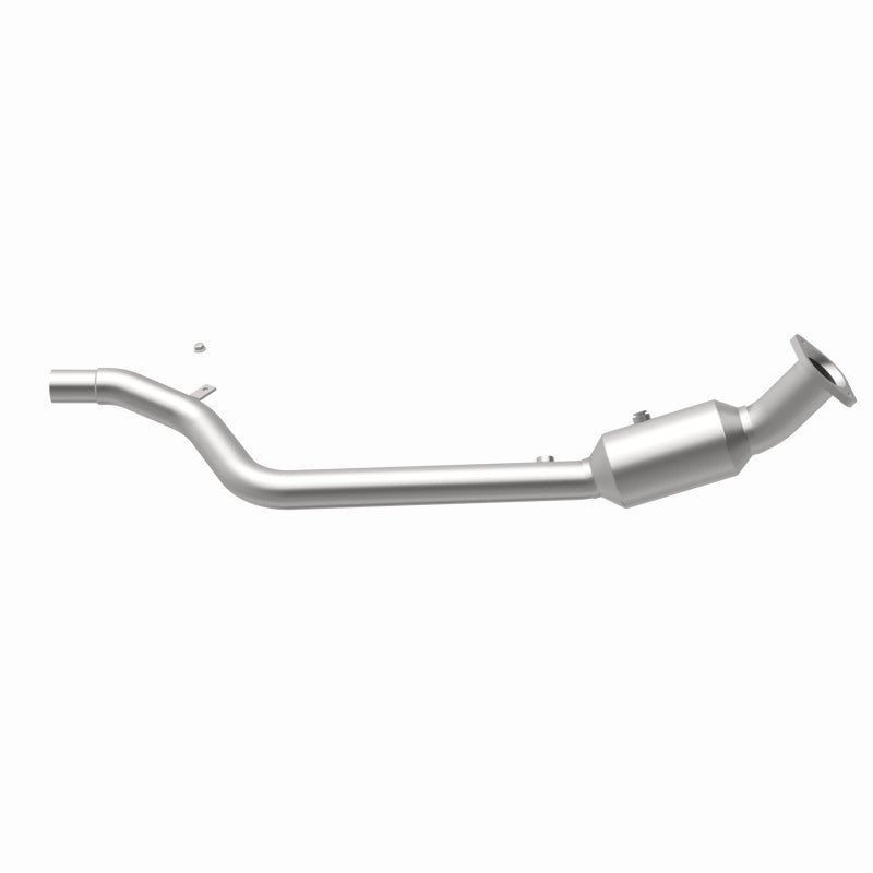 MagnaFlow California Grade CARB Compliant Direct-Fit Catalytic Converter 5561241 360 Degree Image Set
