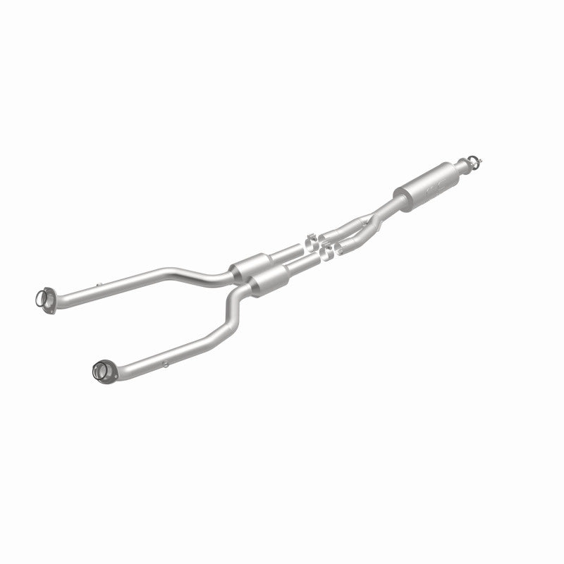 MagnaFlow Lexus GS300 OEM Grade Federal / EPA Compliant Direct-Fit Catalytic Converter 21-048 360 Degree Image Set