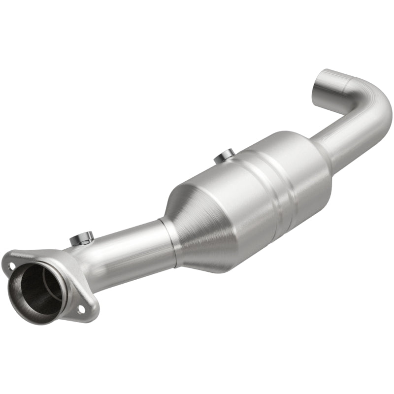 MagnaFlow Ford F-150 OEM Grade Federal / EPA Compliant Direct-Fit Catalytic Converter 52296 Photo - Primary