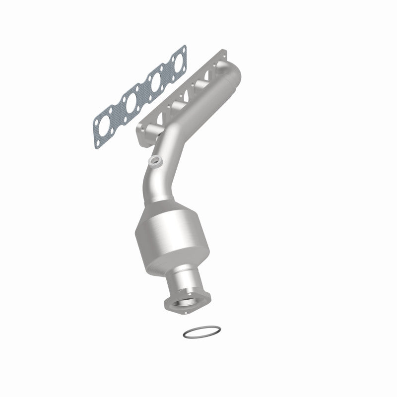 MagnaFlow Infiniti OEM Grade Federal / EPA Compliant Manifold Catalytic Converter 52425 360 Degree Image Set