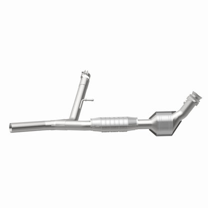 MagnaFlow HM Grade Federal / EPA Compliant Direct-Fit Catalytic Converter 93665 360 Degree Image Set