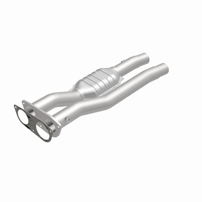 MagnaFlow HM Grade Federal / EPA Compliant Direct-Fit Catalytic Converter 95471 360 Degree Image Set