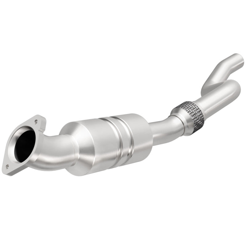MagnaFlow OEM Grade Federal / EPA Compliant Direct-Fit Catalytic Converter 49243 Photo - Primary