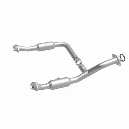 MagnaFlow California Grade CARB Compliant Direct-Fit Catalytic Converter 5451672 360 Degree Image Set