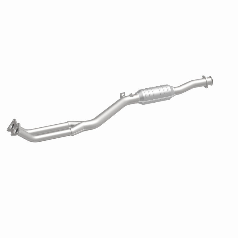 MagnaFlow BMW Standard Grade Federal / EPA Compliant Direct-Fit Catalytic Converter 93684 360 Degree Image Set