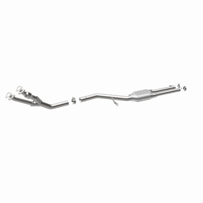 MagnaFlow BMW California Grade CARB Compliant Direct-Fit Catalytic Converter 3322554 360 Degree Image Set
